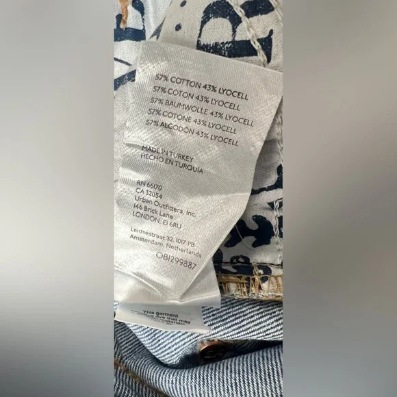 We The Free Light Blue Distressed Boyfriend Jeans Free People size 26 - Picture 13 of 13